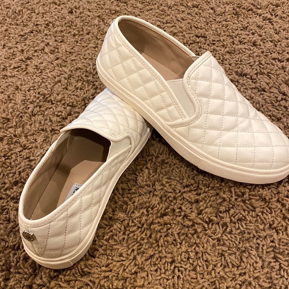 Steve Madden slip on sneakers